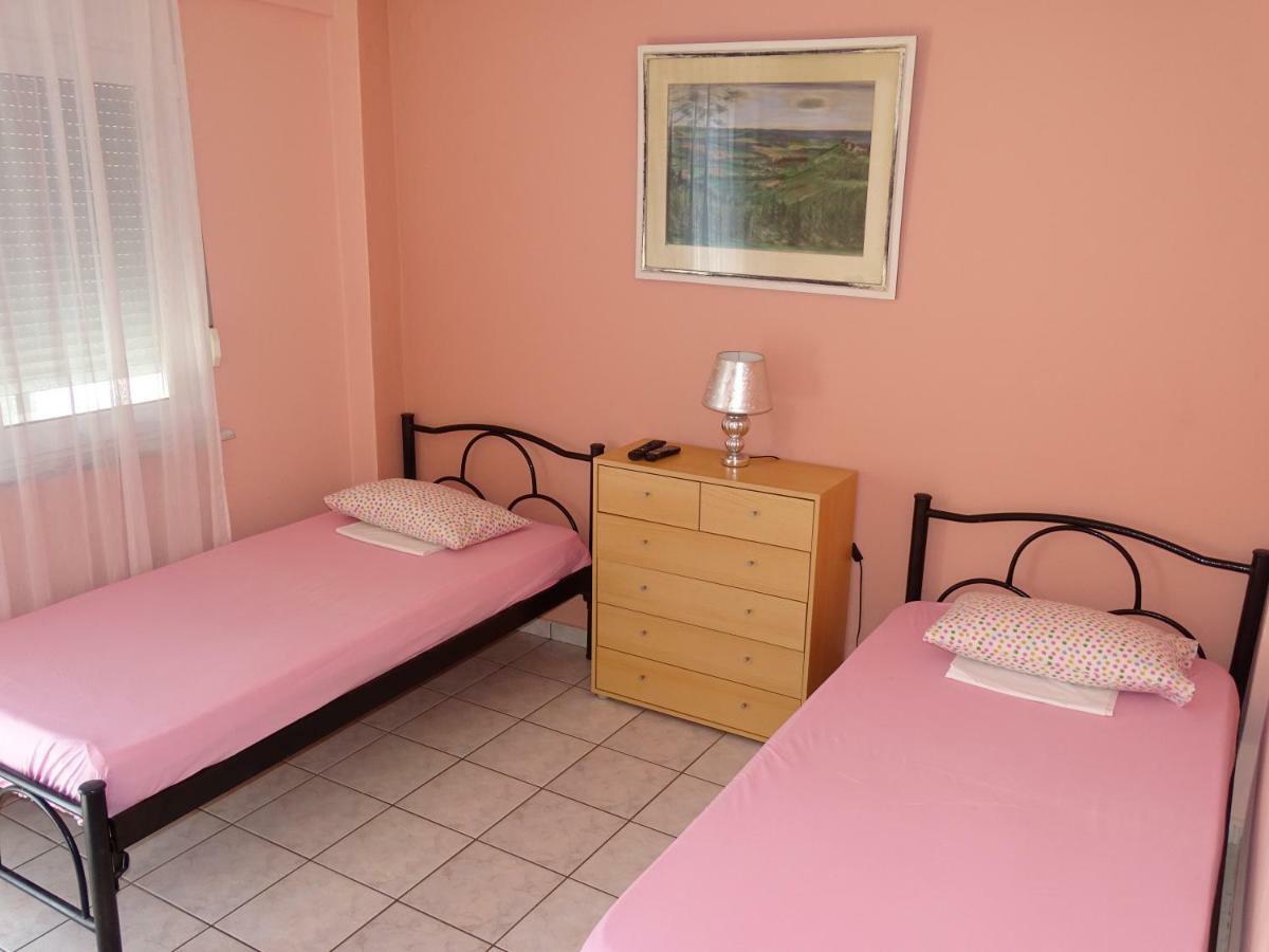Socrates Apartments Olympiakí Aktí Ngoại thất bức ảnh