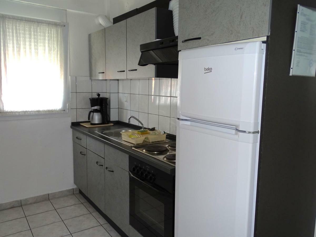 Socrates Apartments Olympiakí Aktí Ngoại thất bức ảnh