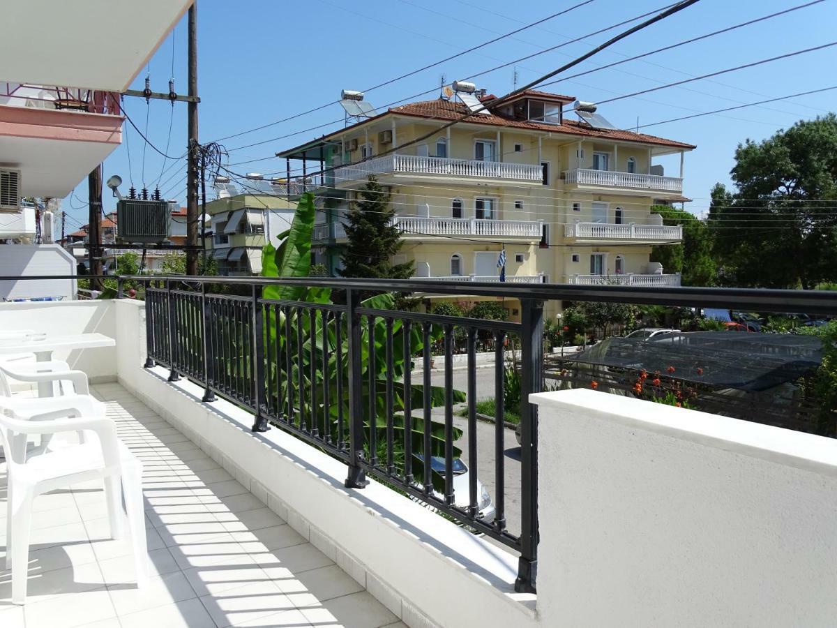 Socrates Apartments Olympiakí Aktí Ngoại thất bức ảnh